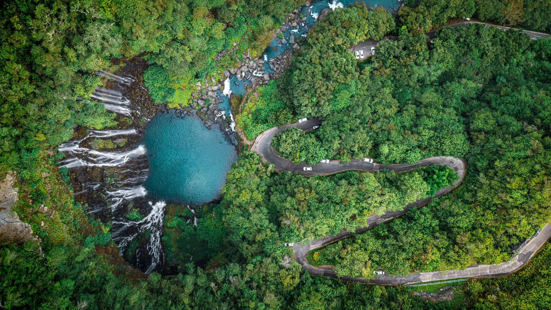 Salazie : le cirque des cascades et des jardins créoles